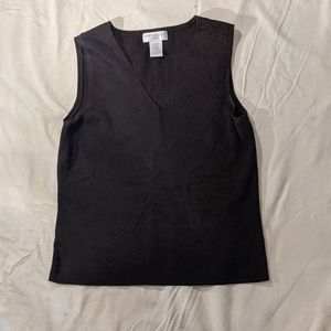 Brown v-neck tank